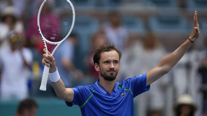 尤其是在面 尤其是在面