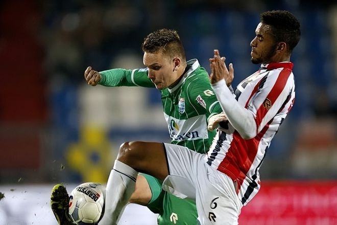 保持在高水 保持在高水