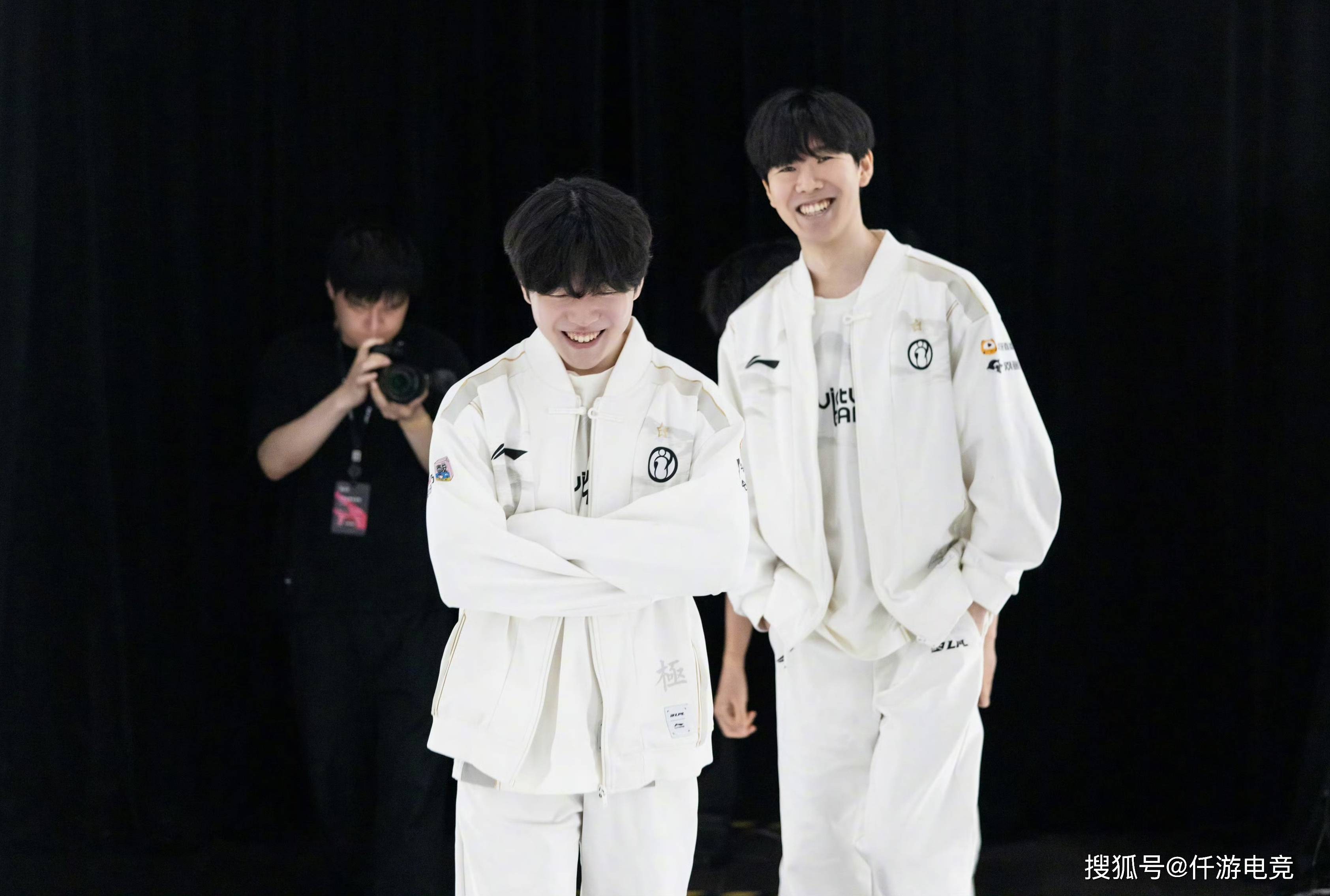 几乎让他的 几乎让他的