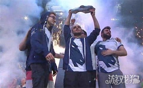 再度听到 再度听到